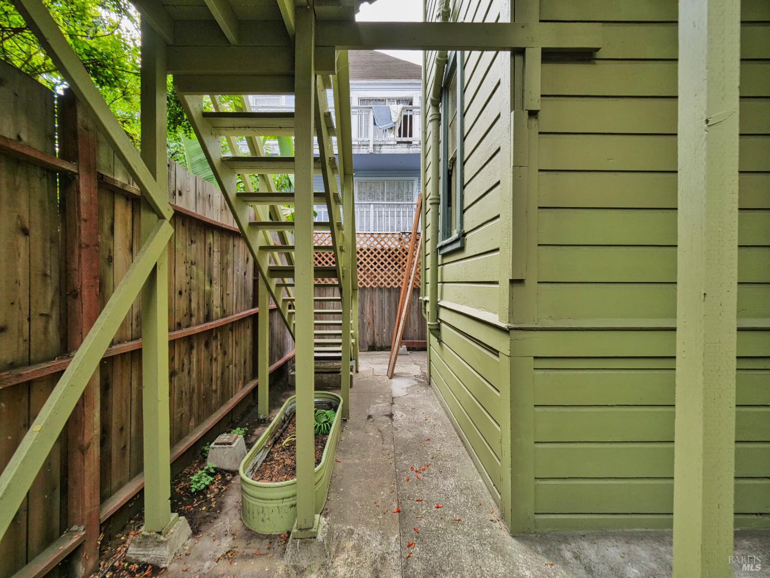 Property photo 34