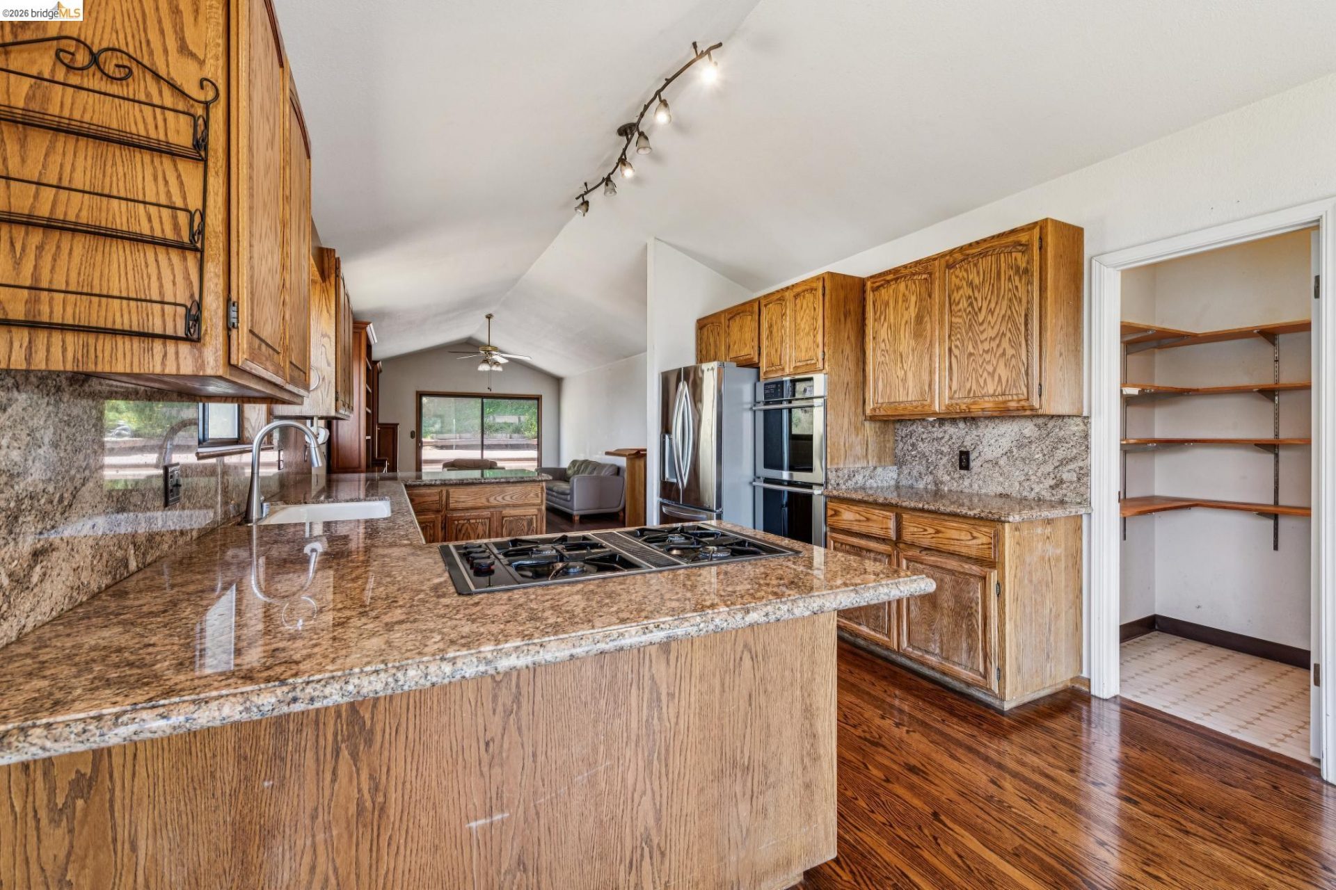 Property photo 34