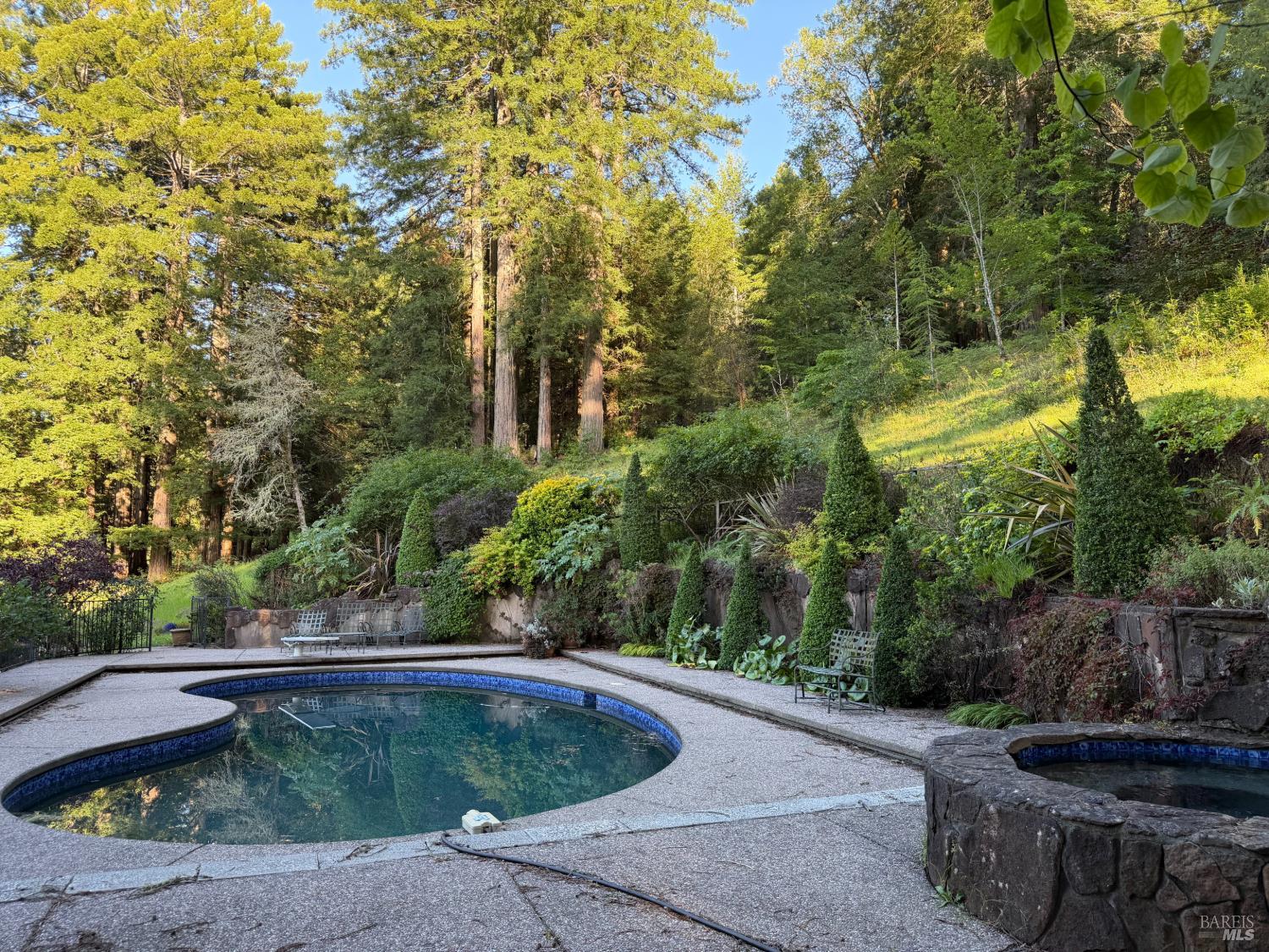 Property photo 35