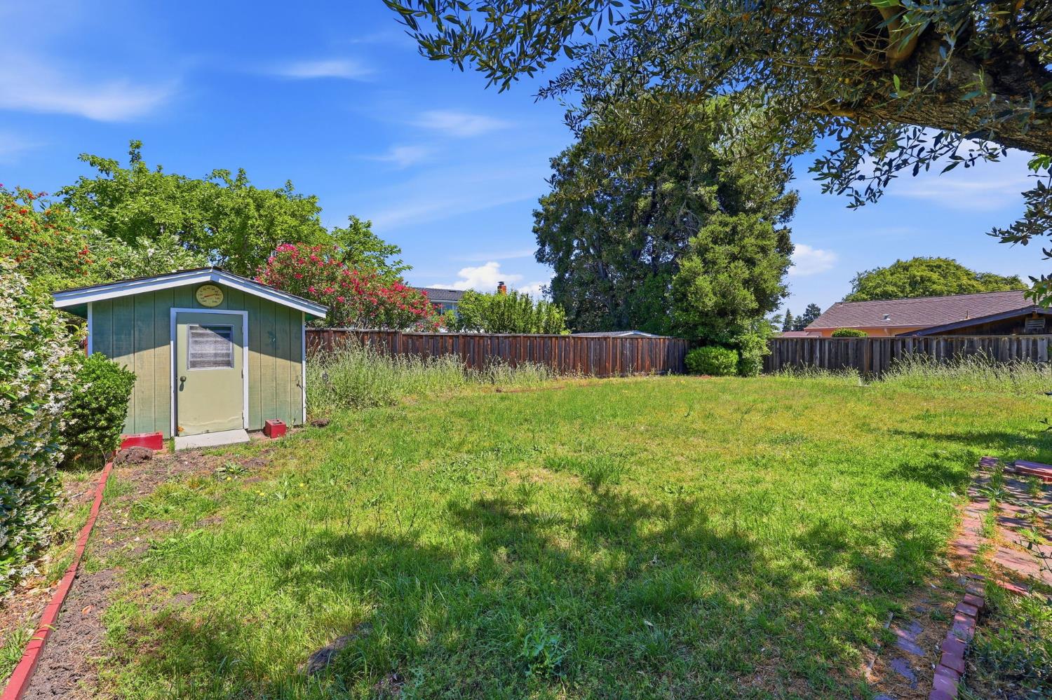 Property photo 43