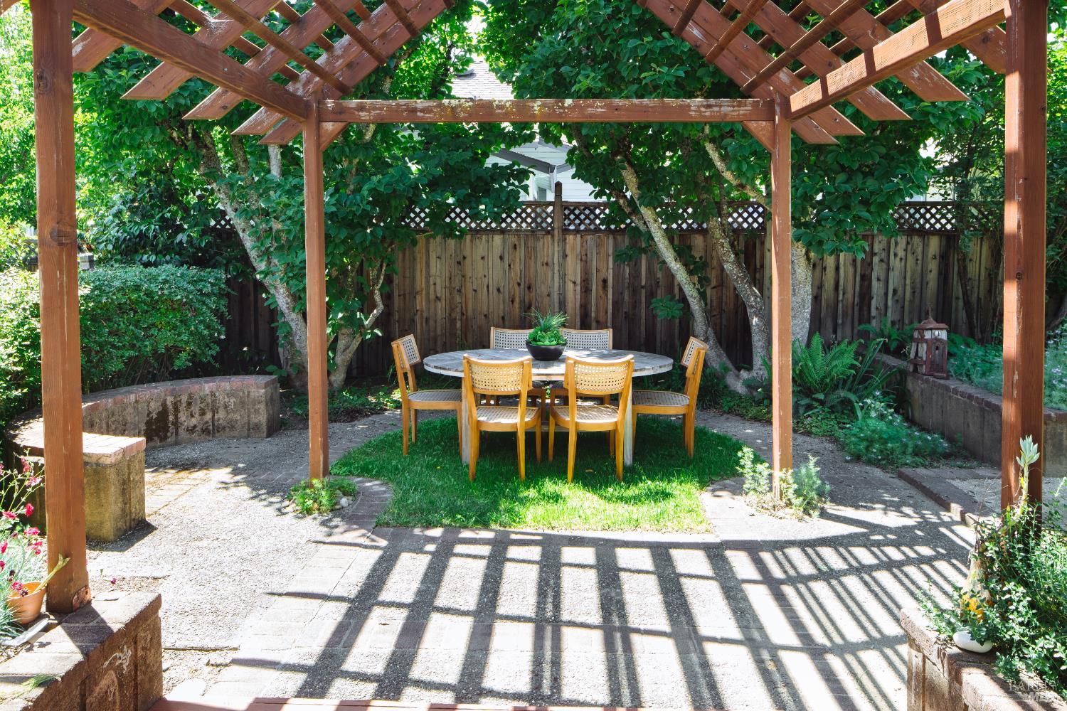 Property photo 35