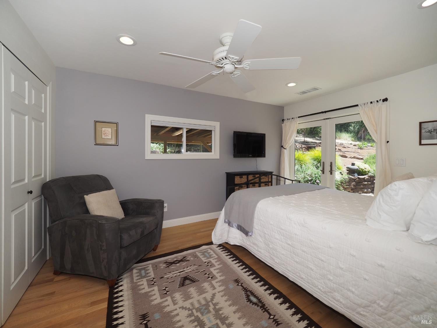 Property photo 35
