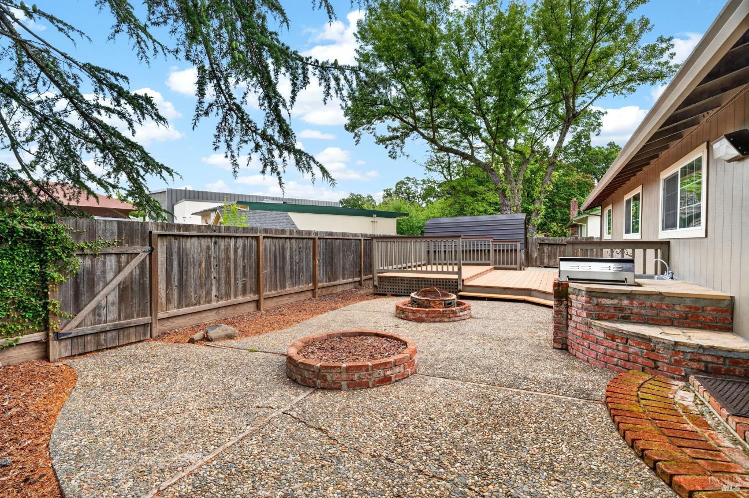 Property photo 40
