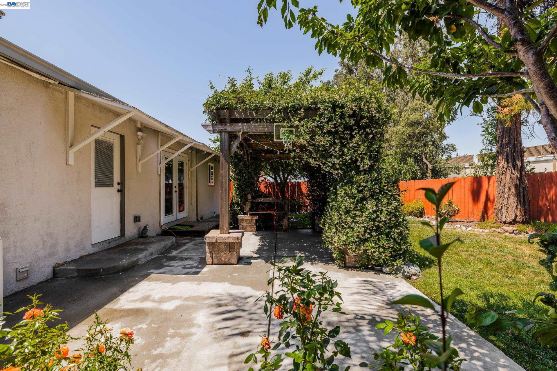 Property photo 32