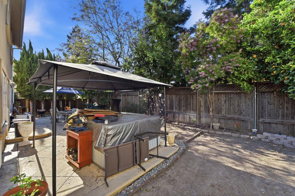 Property photo 35