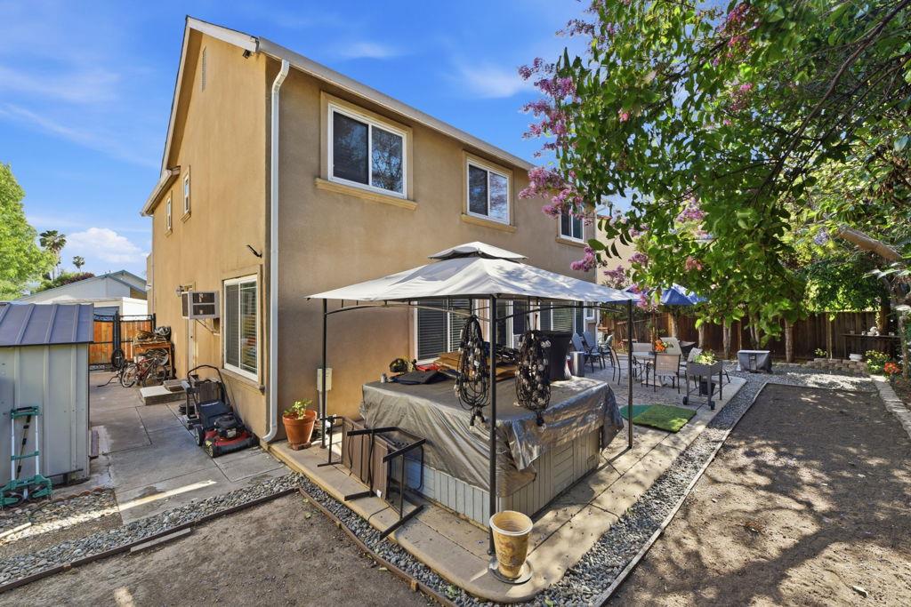 Property photo 36