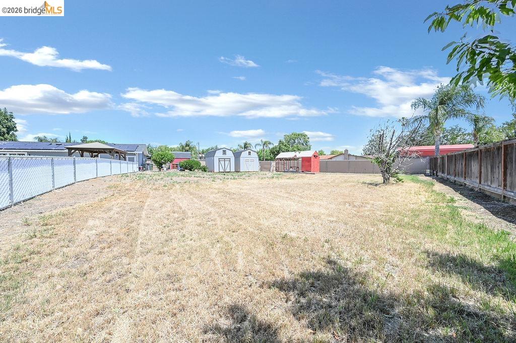 Property photo 43