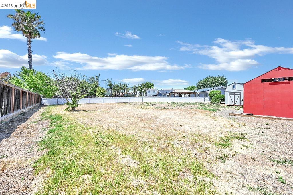 Property photo 44