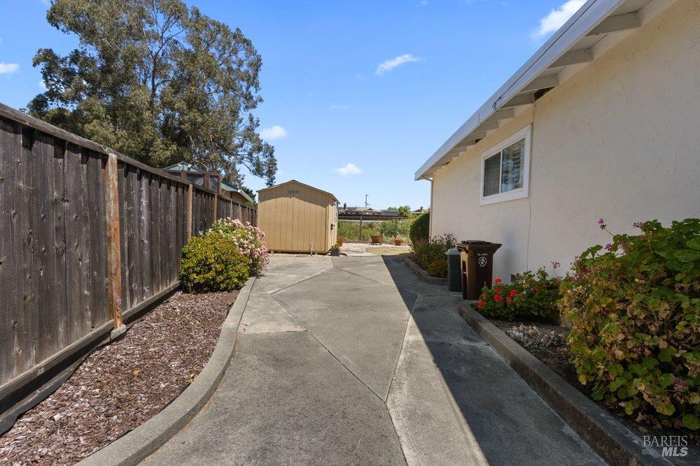 Property photo 35