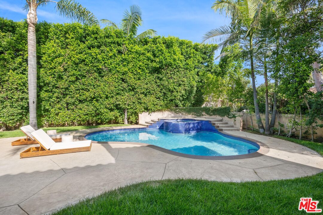 Property photo 42