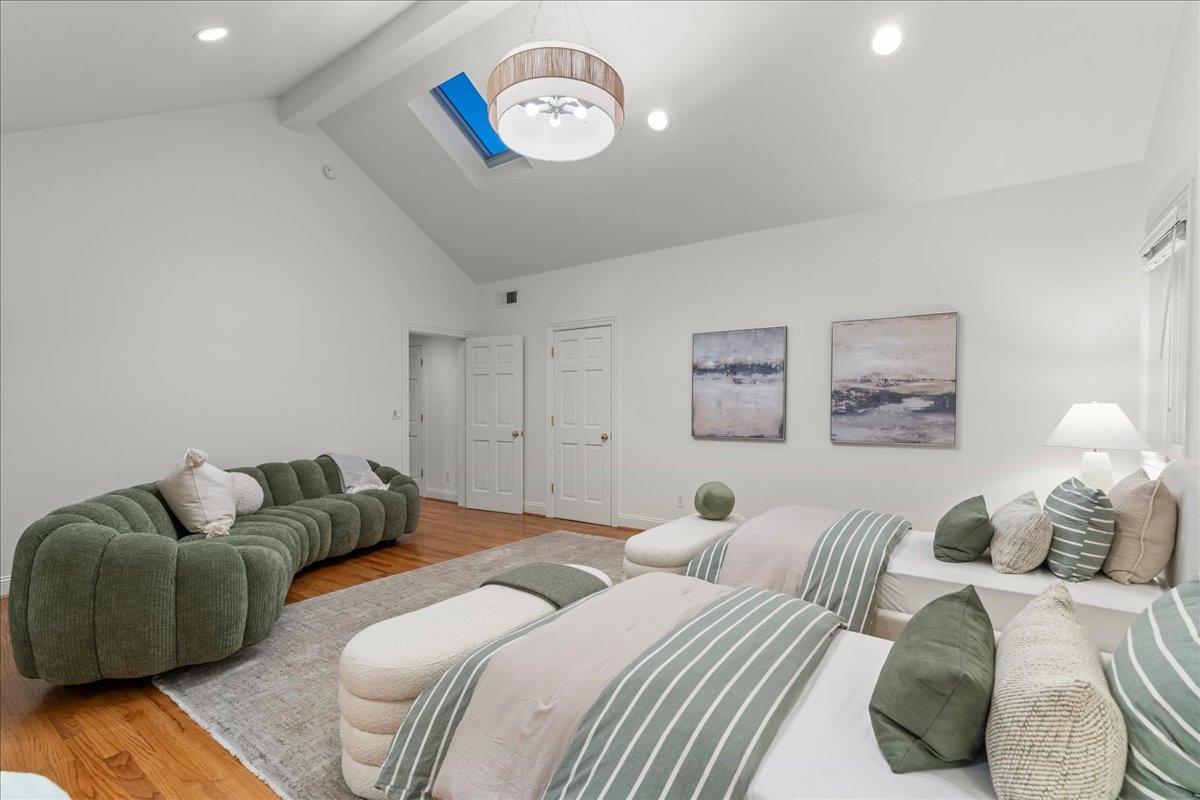 Property photo 43