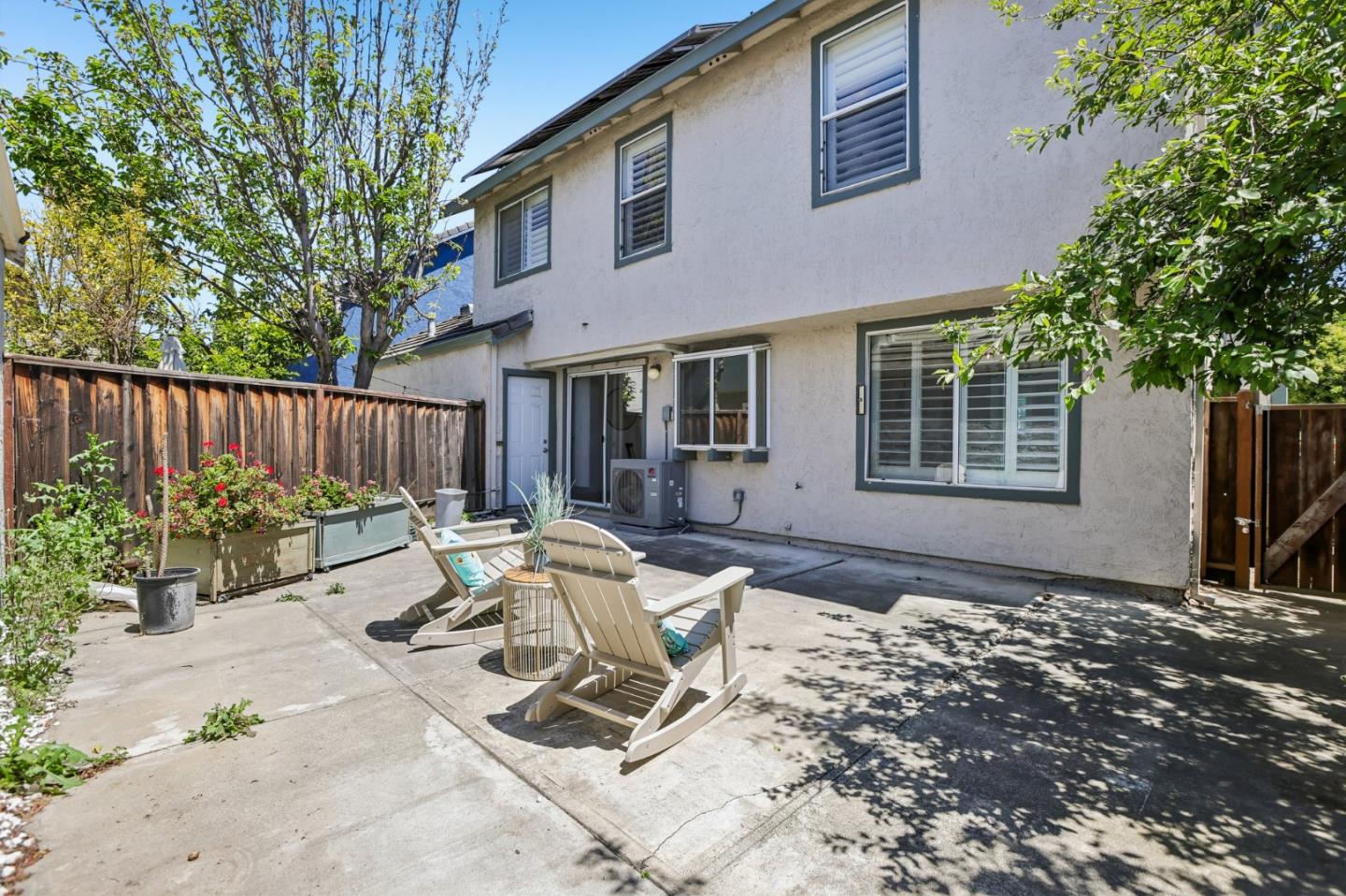 Property photo 35