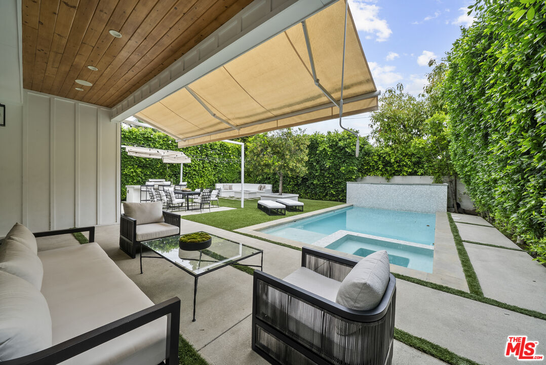 Property photo 31