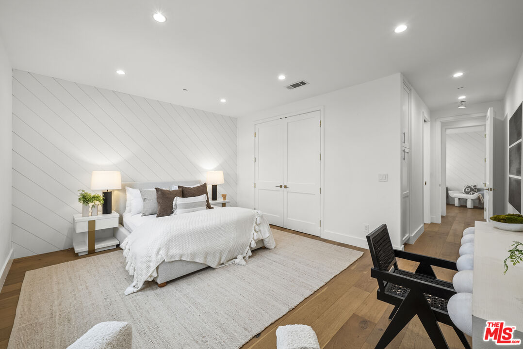 Property photo 50