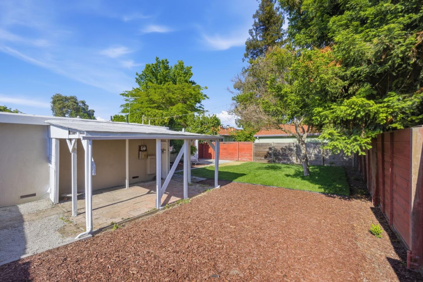 Property photo 32