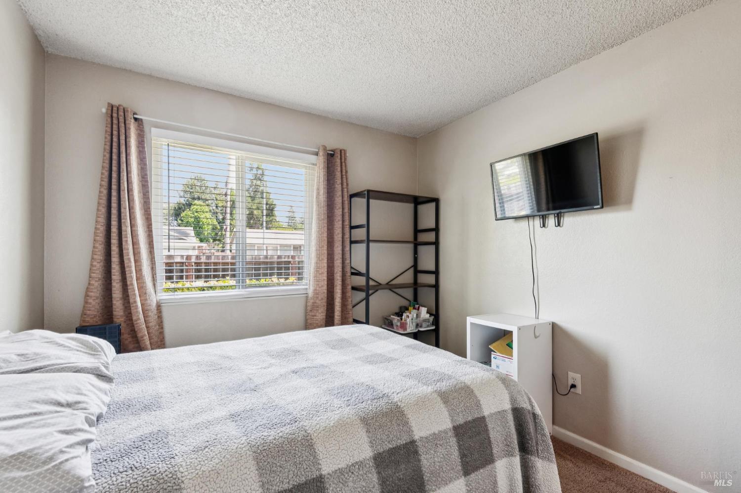Property photo 34