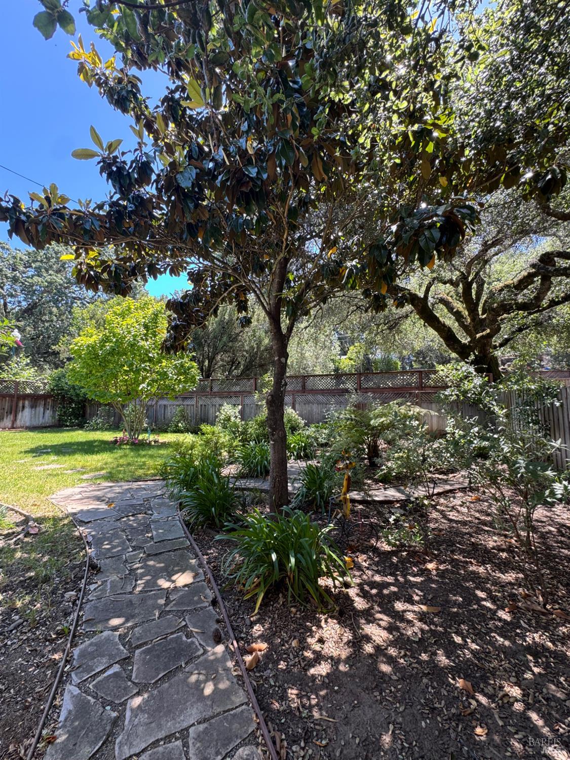 Property photo 28