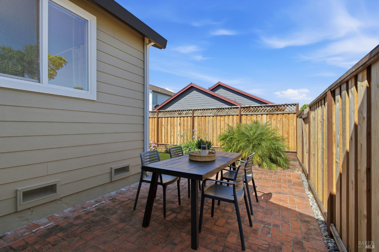 Property photo 36