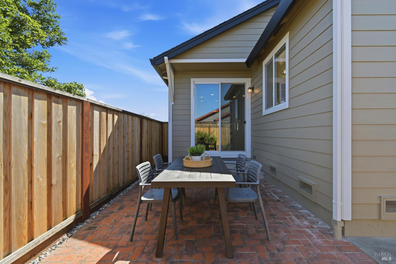 Property photo 37