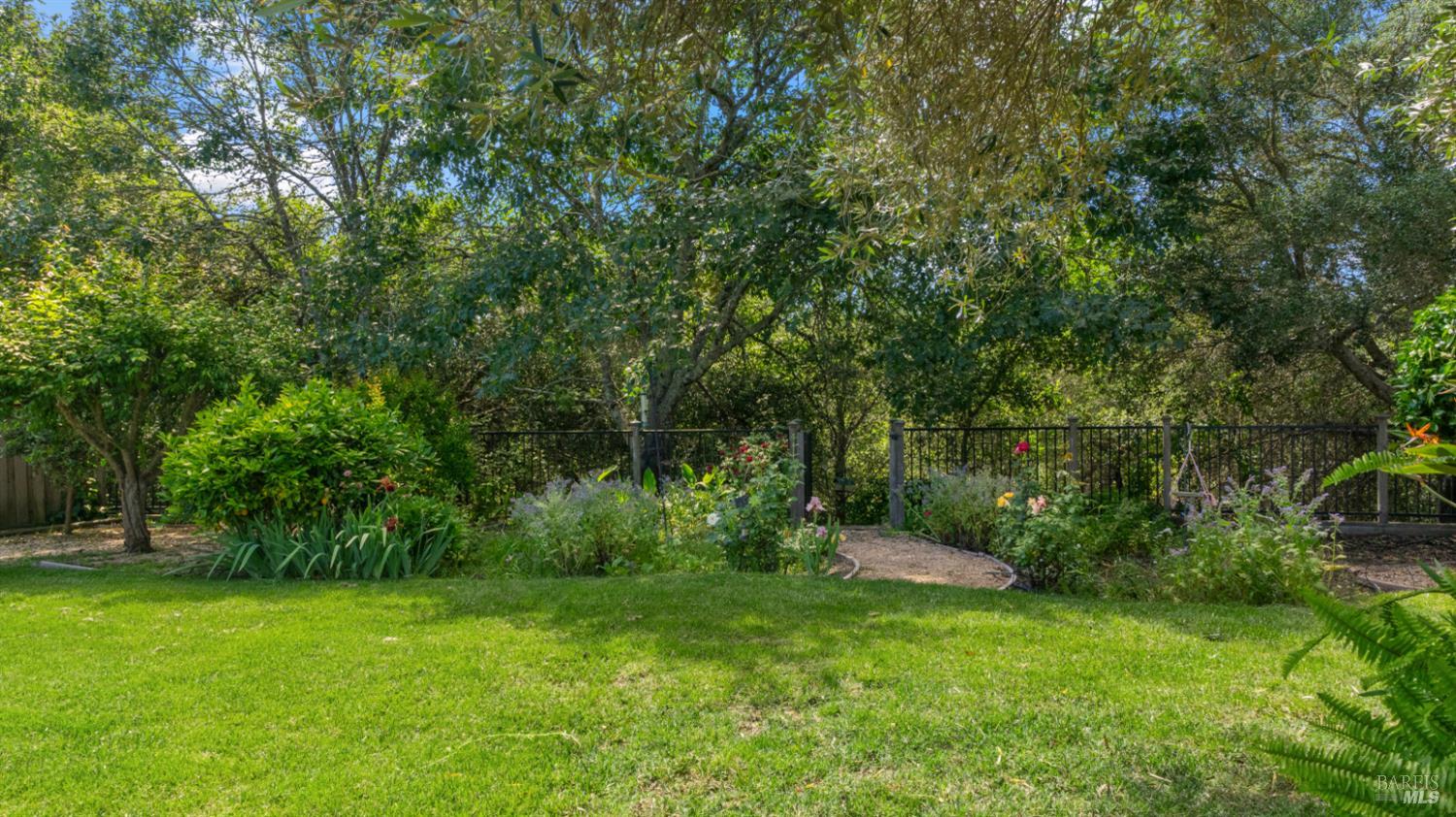 Property photo 50