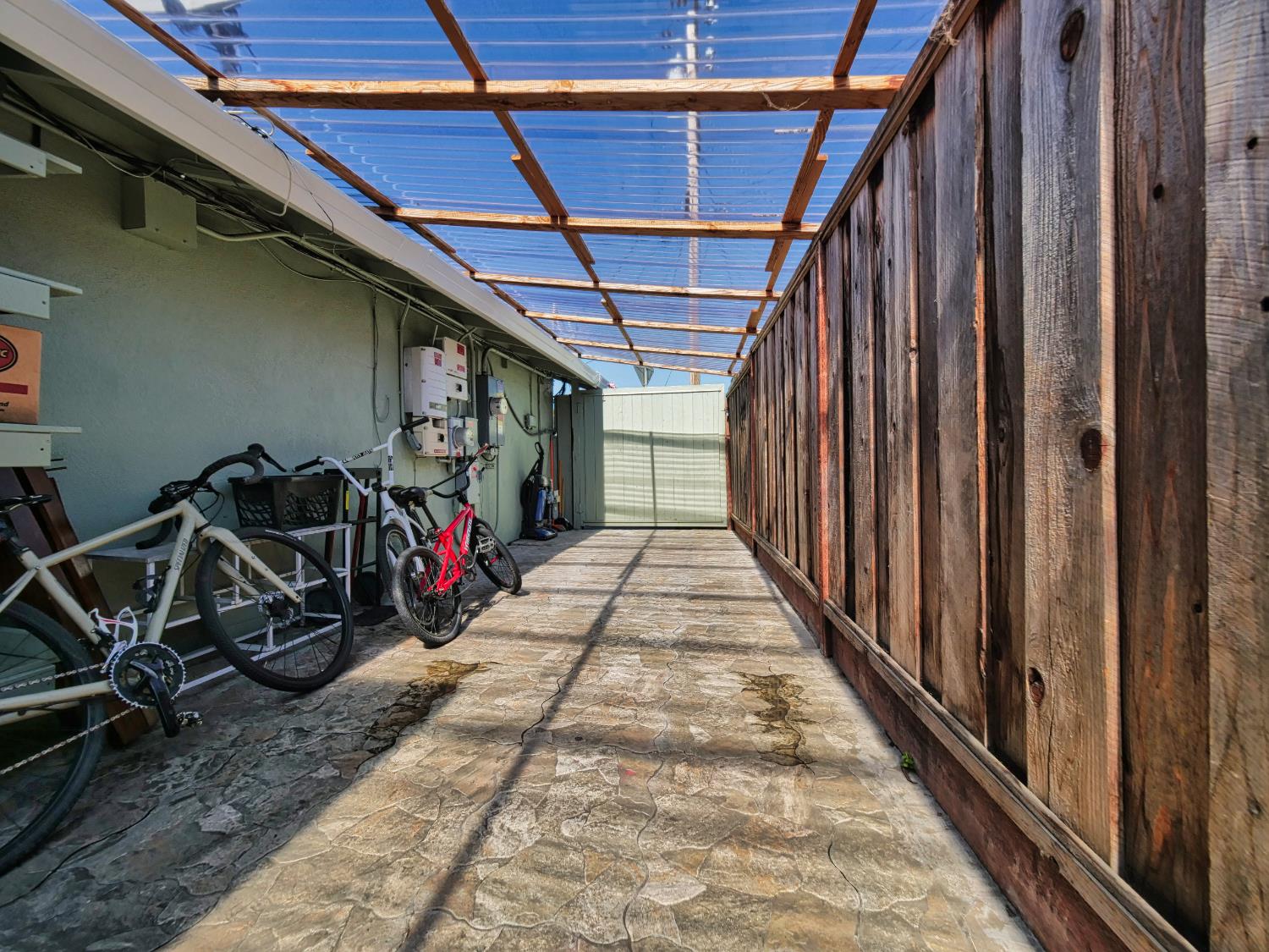 Property photo 33