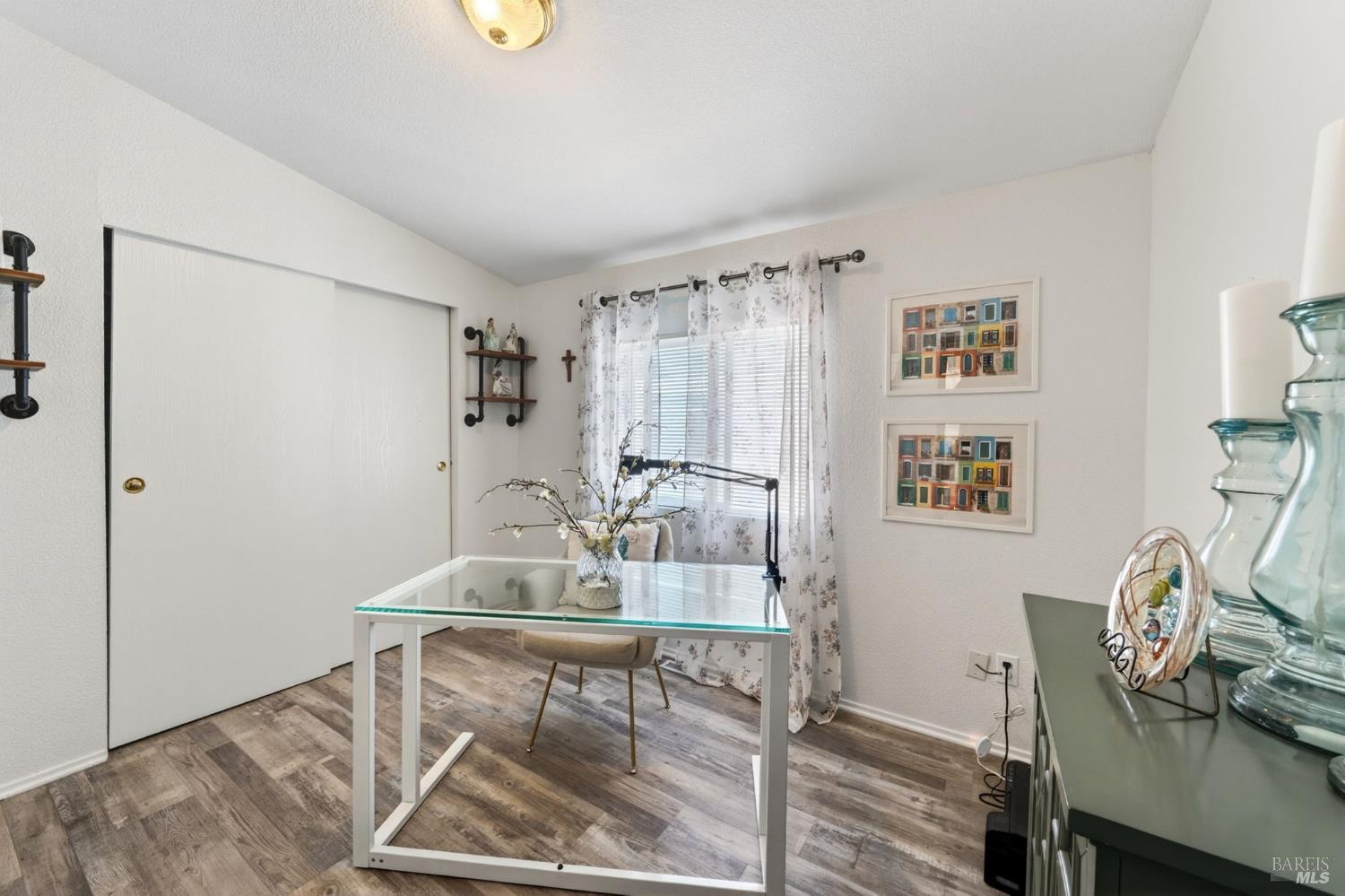 Property photo 23