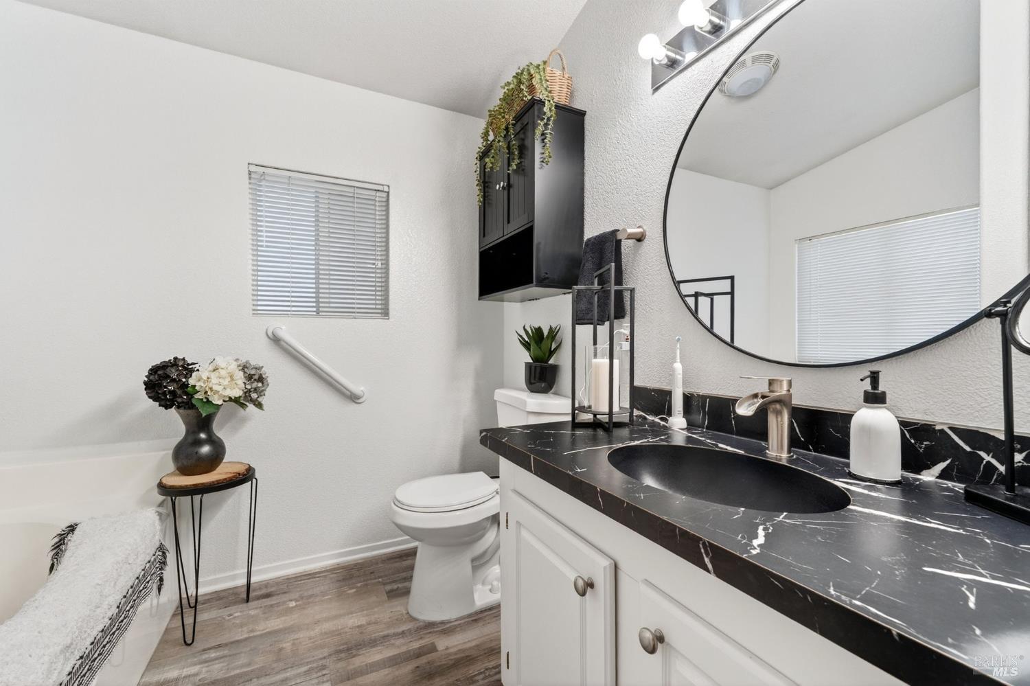 Property photo 29