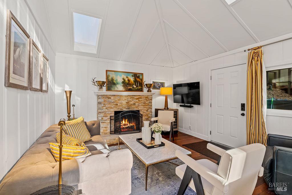 Property photo 24