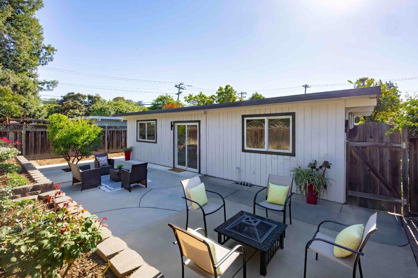 Property photo 24