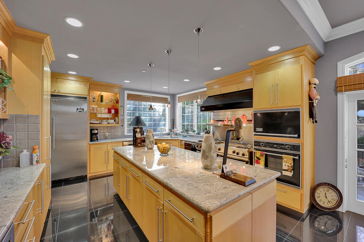 Property photo 28