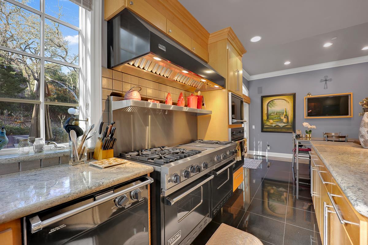 Property photo 30