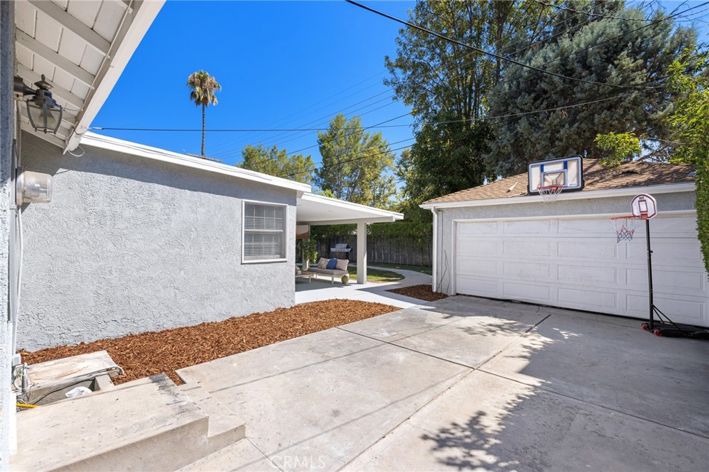 Property photo 28