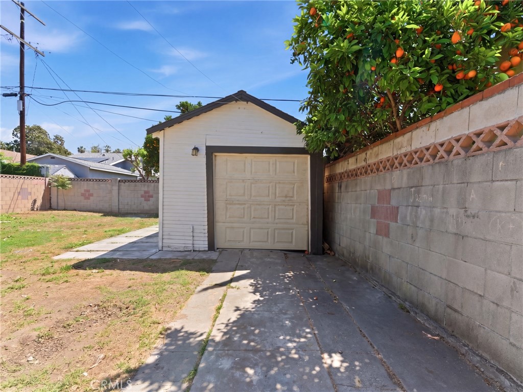 Property photo 35