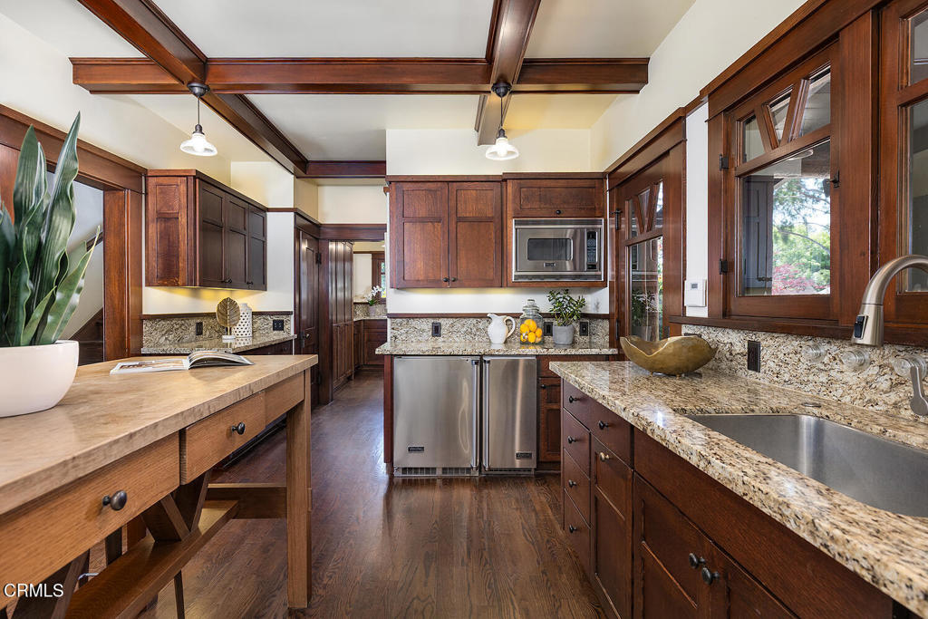 Property photo 28
