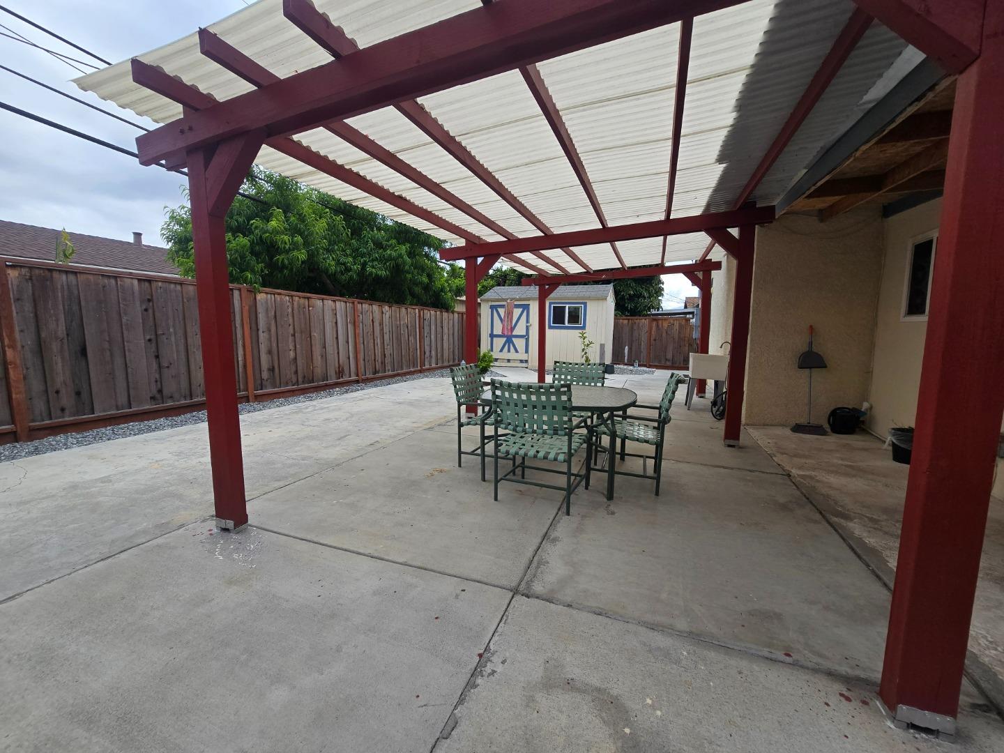 Property photo 32