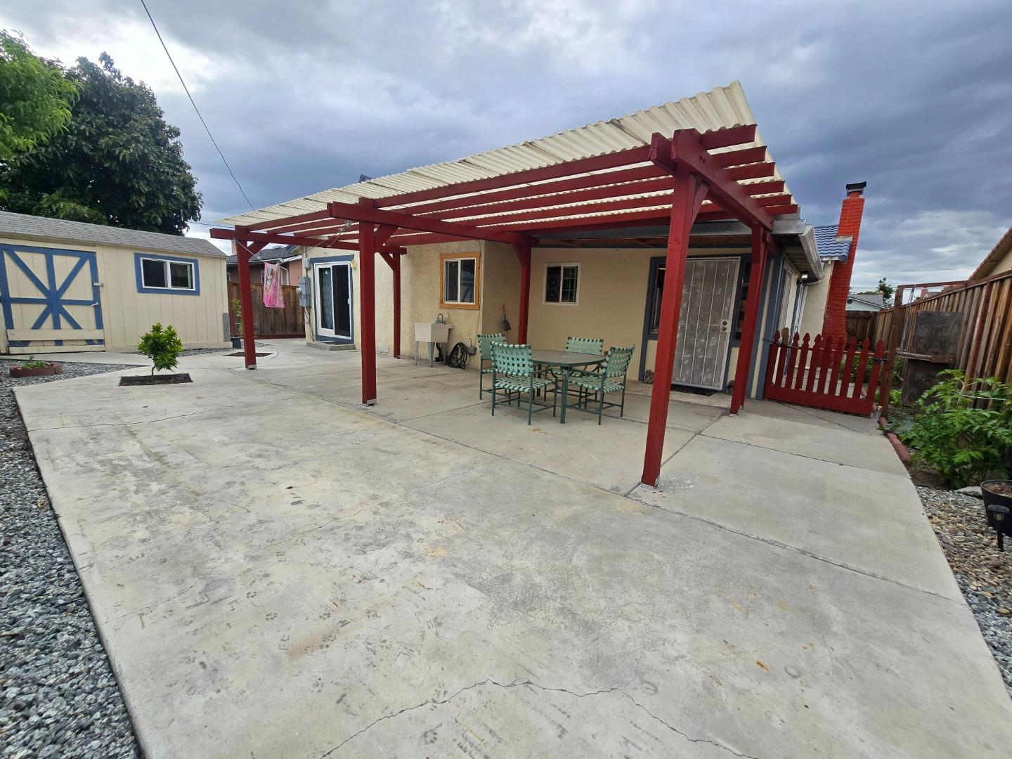 Property photo 33