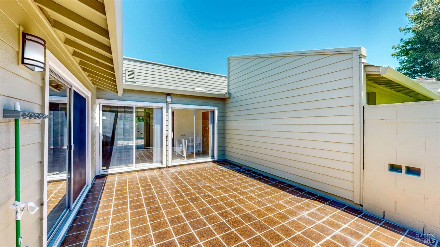 Property photo 31