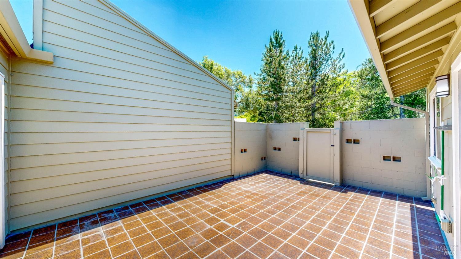 Property photo 32