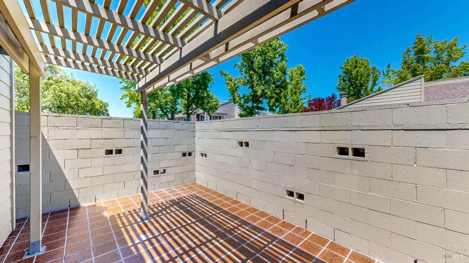 Property photo 37