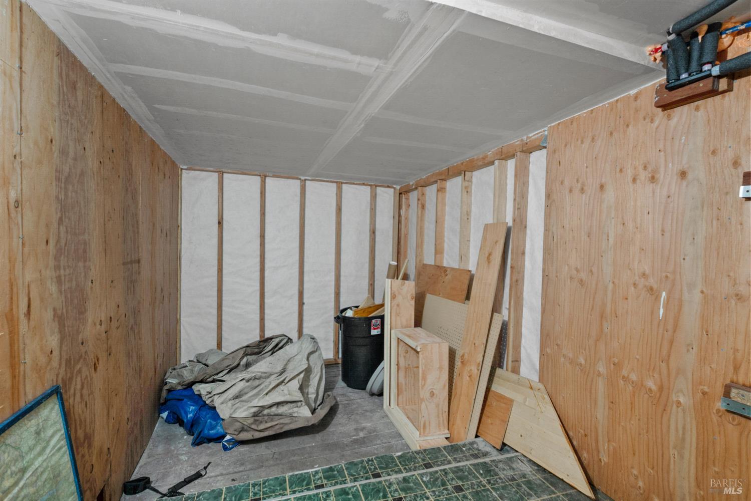 Property photo 33