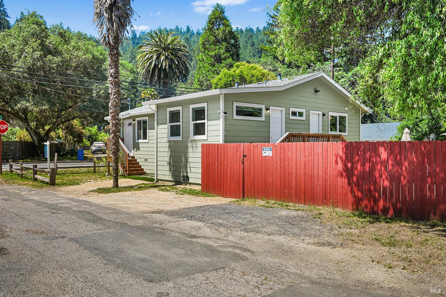 Property photo 35