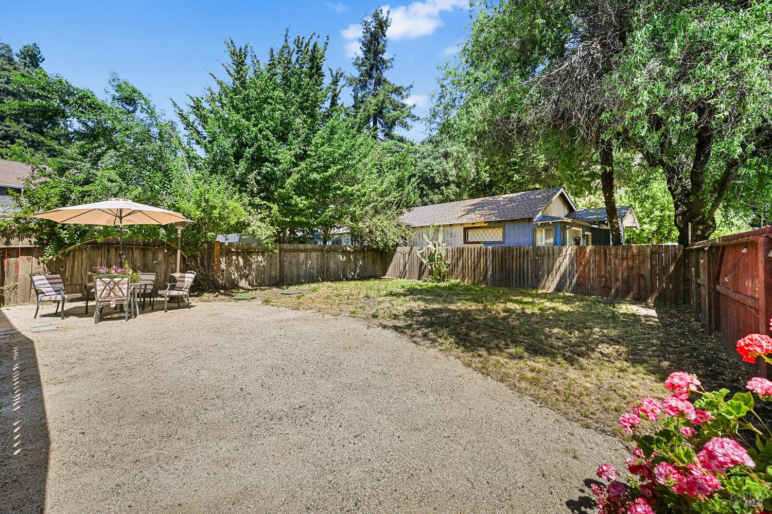 Property photo 40