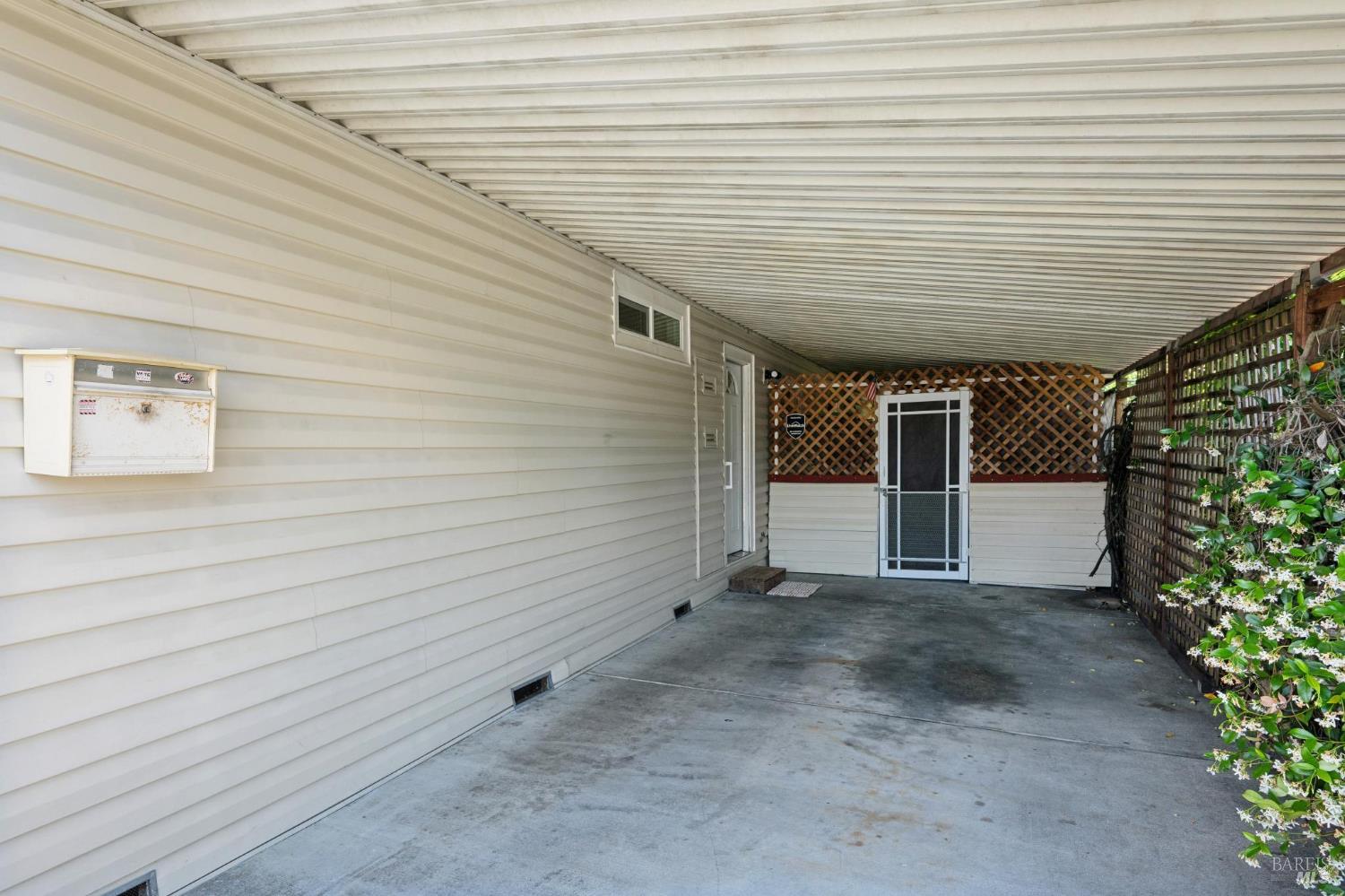 Property photo 36