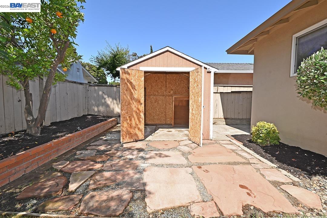 Property photo 31