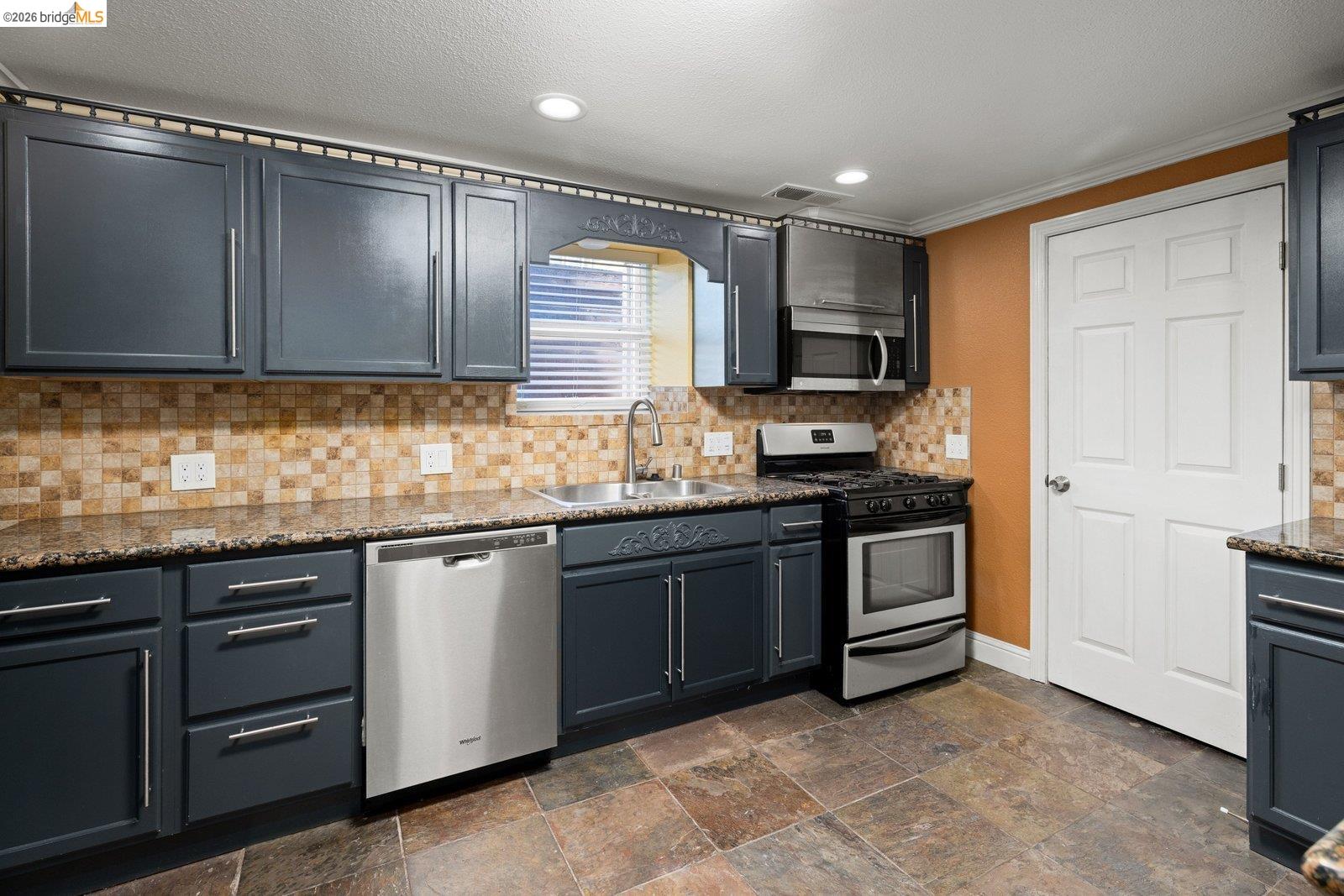 Property photo 48