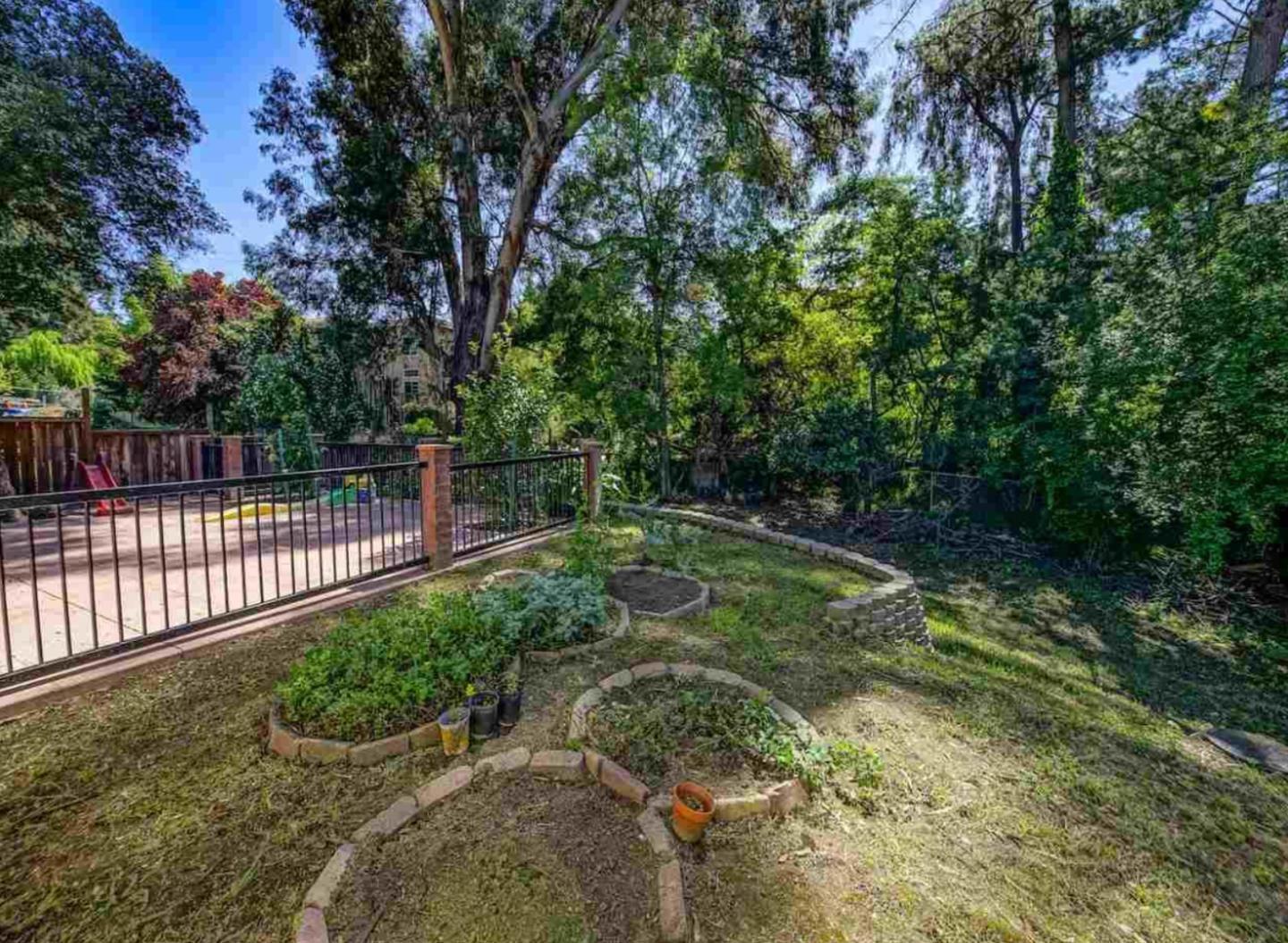 Property photo 20