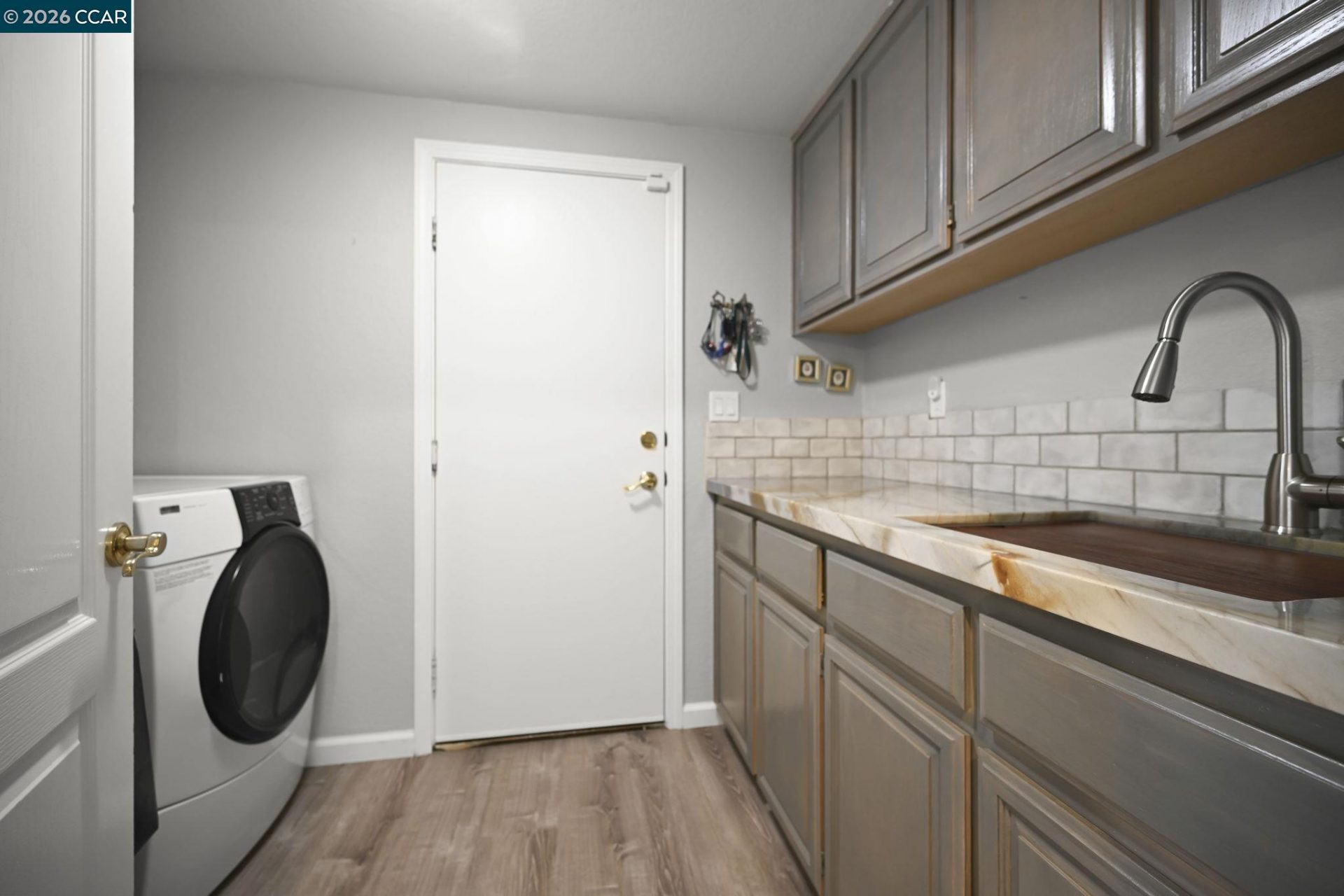 Property photo 31