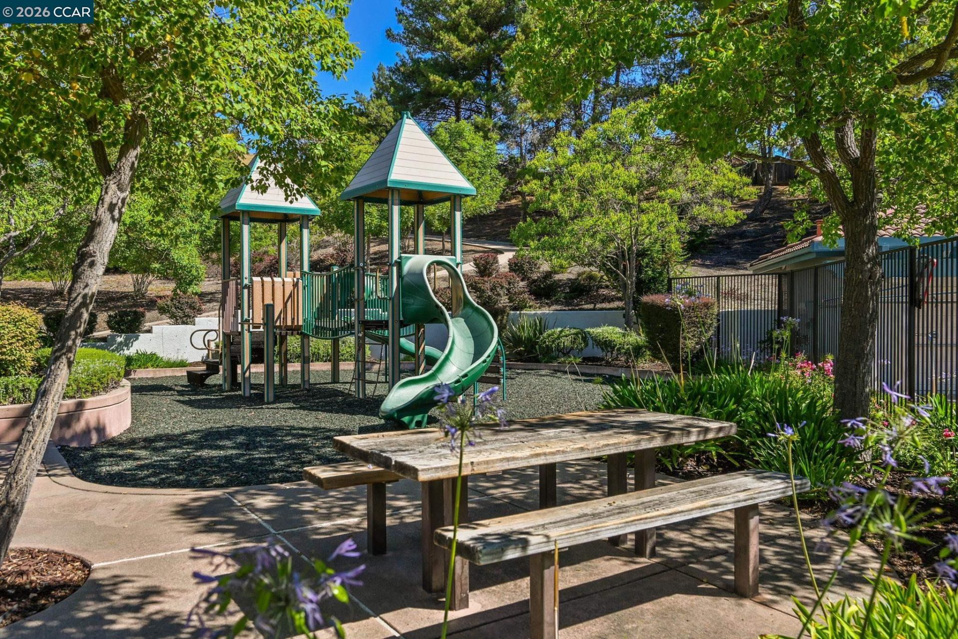Property photo 44