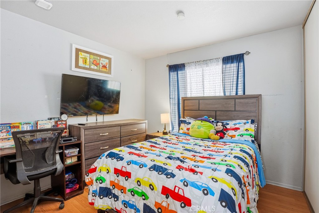 Property photo 32