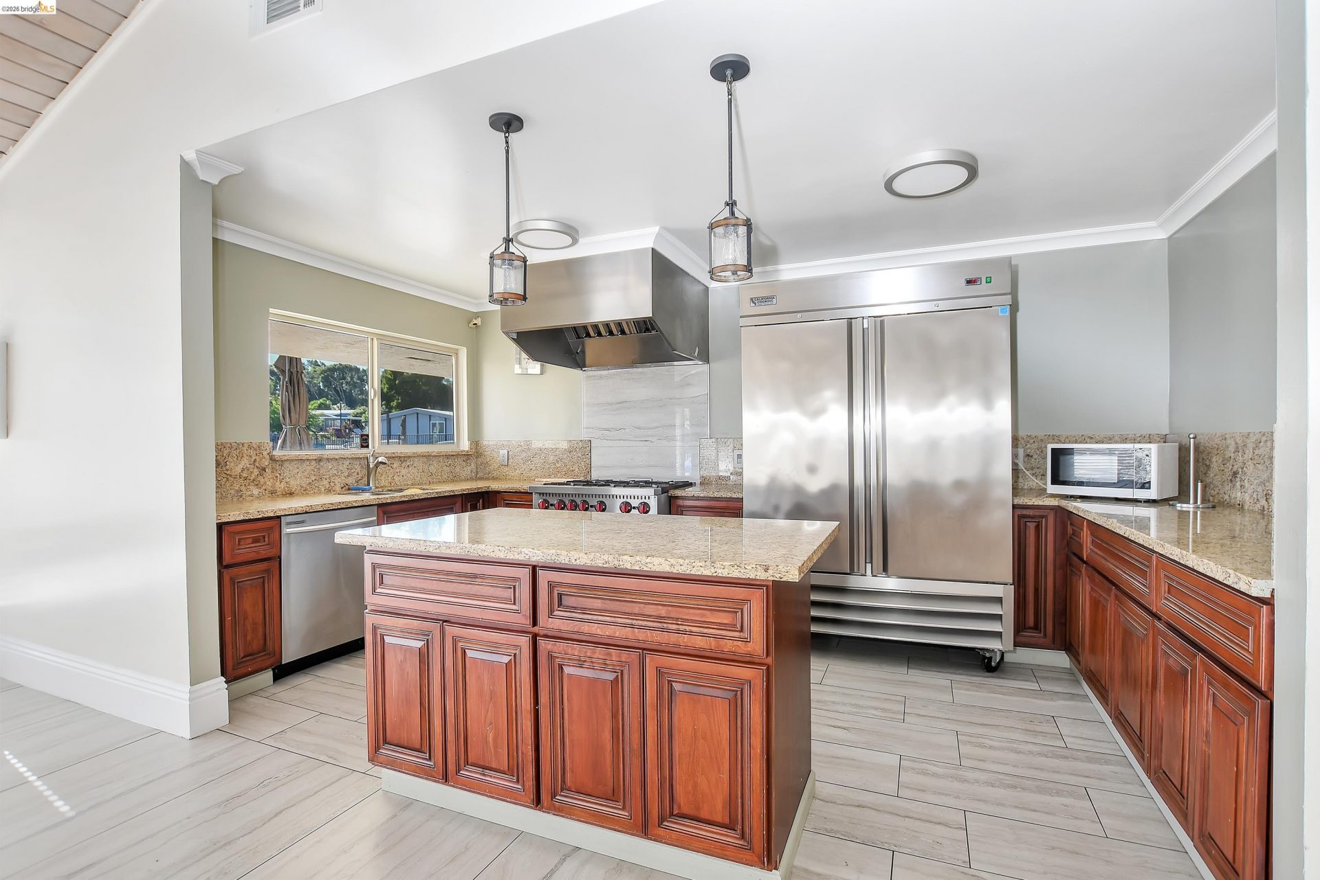 Property photo 33